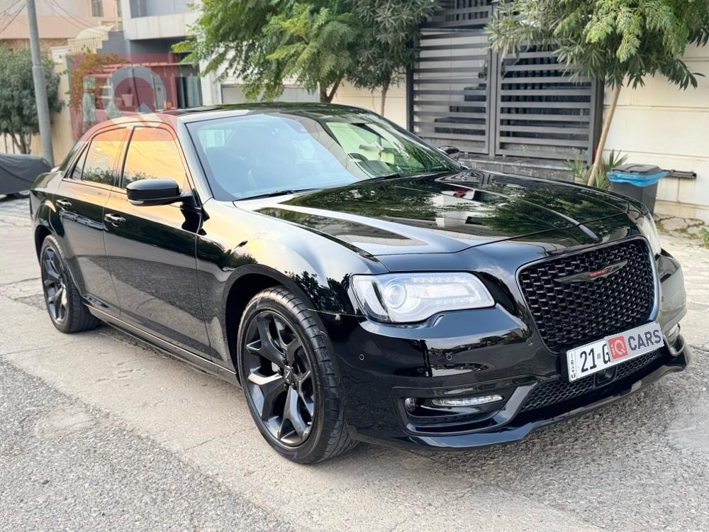 كرايسلر 300